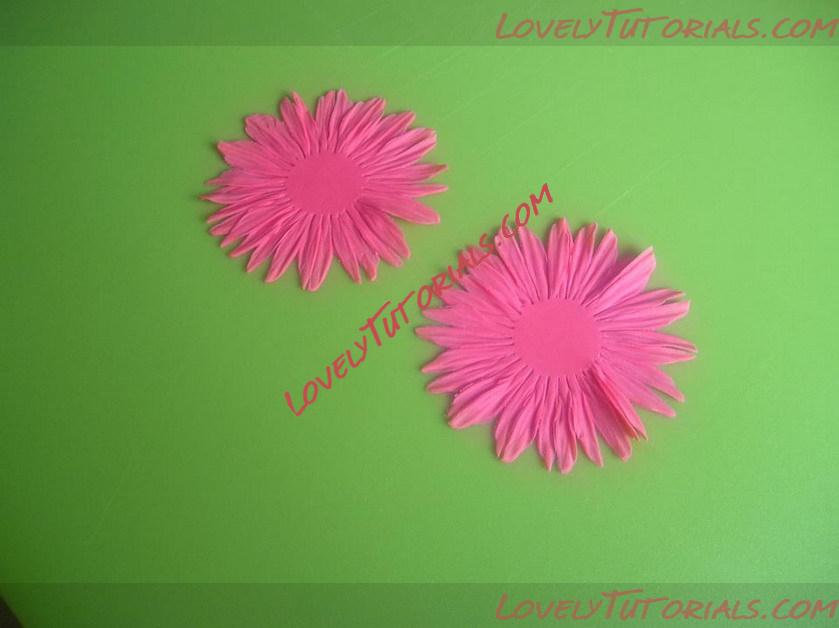 Название: gumpaste gerbera flower tutorial 10.jpg
Просмотров: 0

Размер: 67.8 Кб