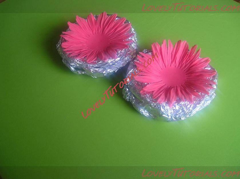 Название: gumpaste gerbera flower tutorial 13.jpg
Просмотров: 0

Размер: 83.9 Кб