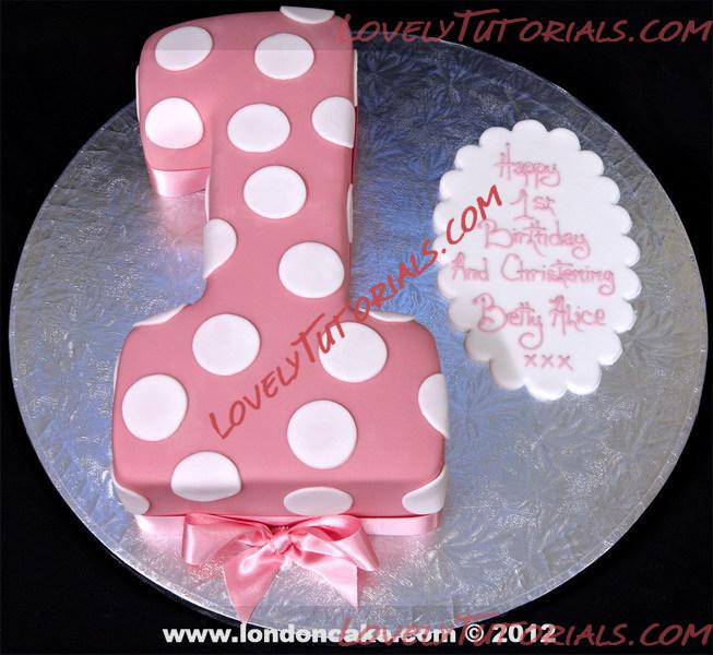 Название: 004202 Number One 1st Birthday Cake covered in Renshaws Professional Pink sugarpaste_resize.jpg
Просмотров: 1

Размер: 336.7 Кб